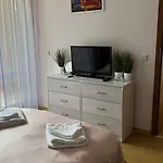 Golf Club & Orchid Noks Mia Apartment *