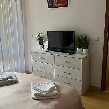 Golf Club & Orchid Noks Mia Apartmán *